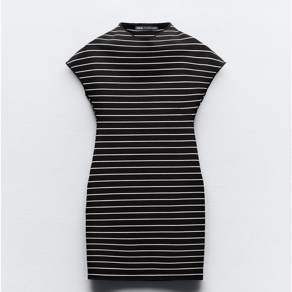 SHORT STRETCH KNIT DRESS